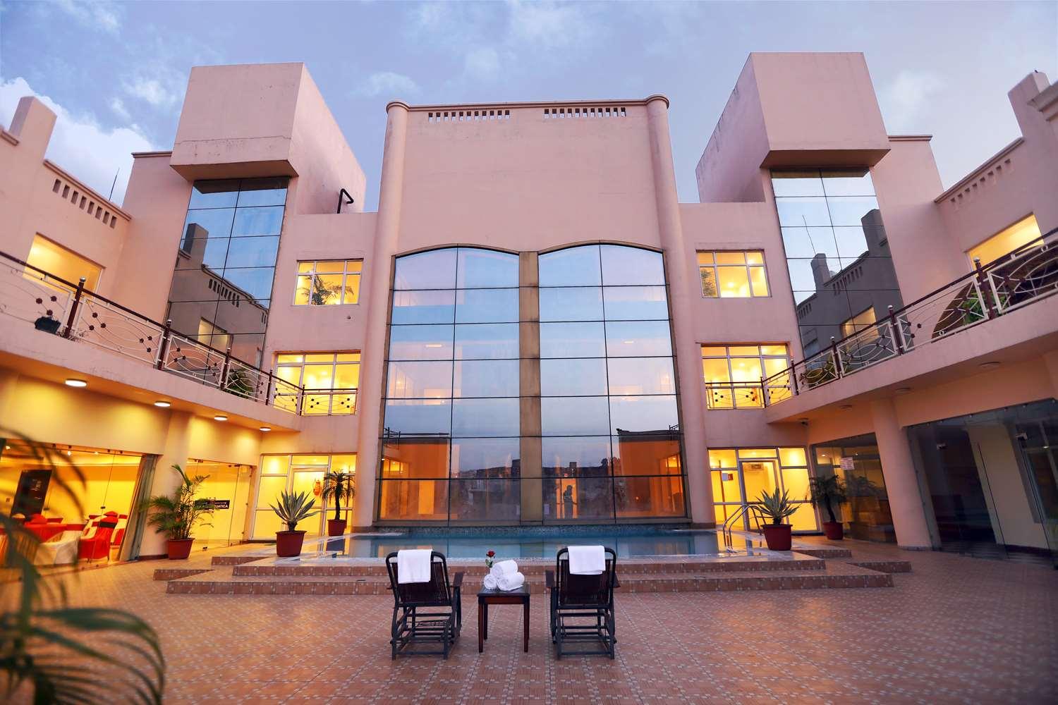 Golden Tulip Haridwar Hotel Exterior photo