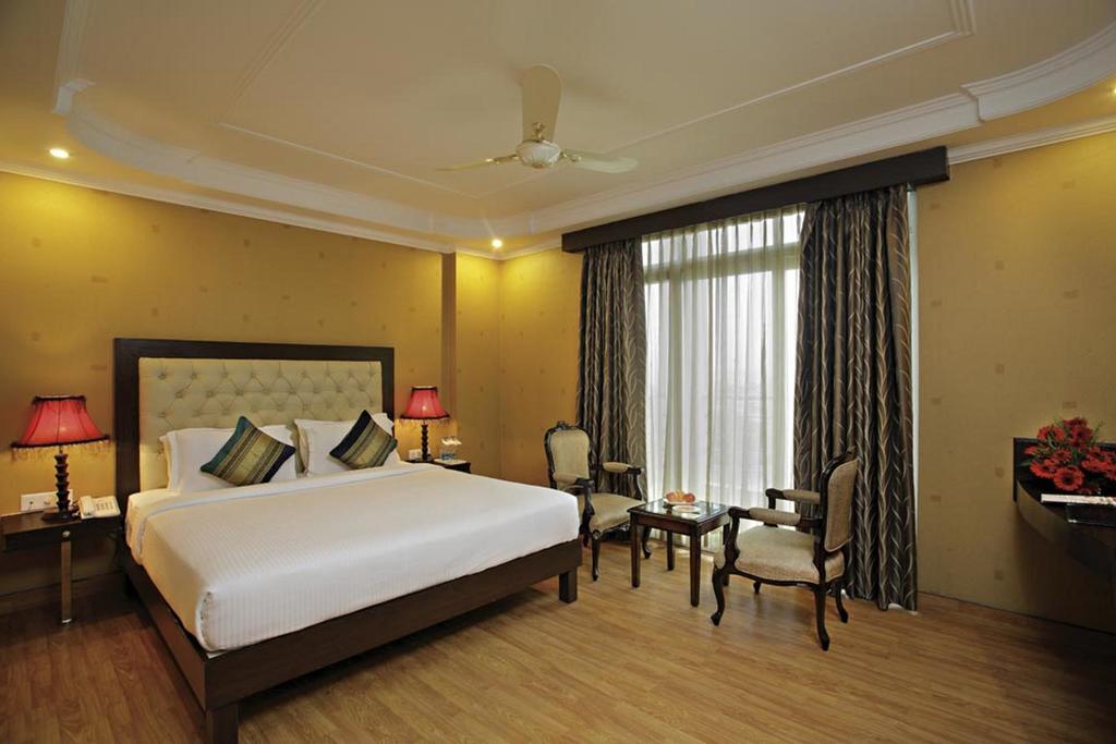 Golden Tulip Haridwar Hotel Room photo