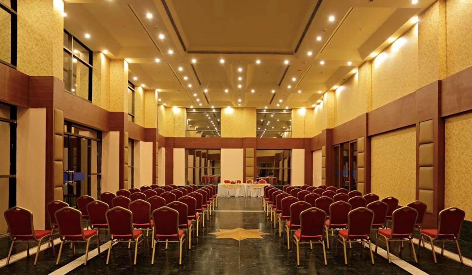 Golden Tulip Haridwar Hotel Exterior photo